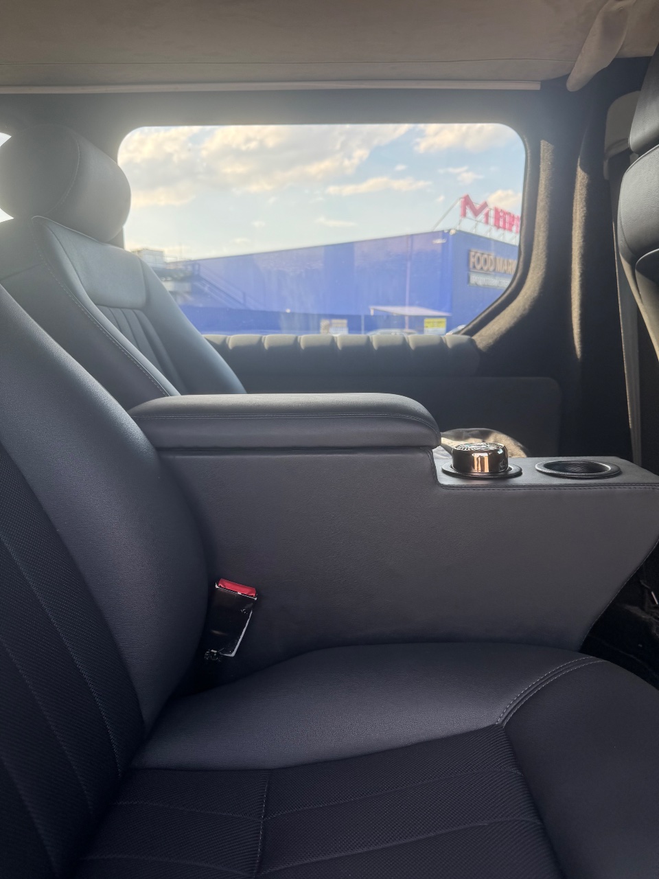 Opel Vivaro - фото 20