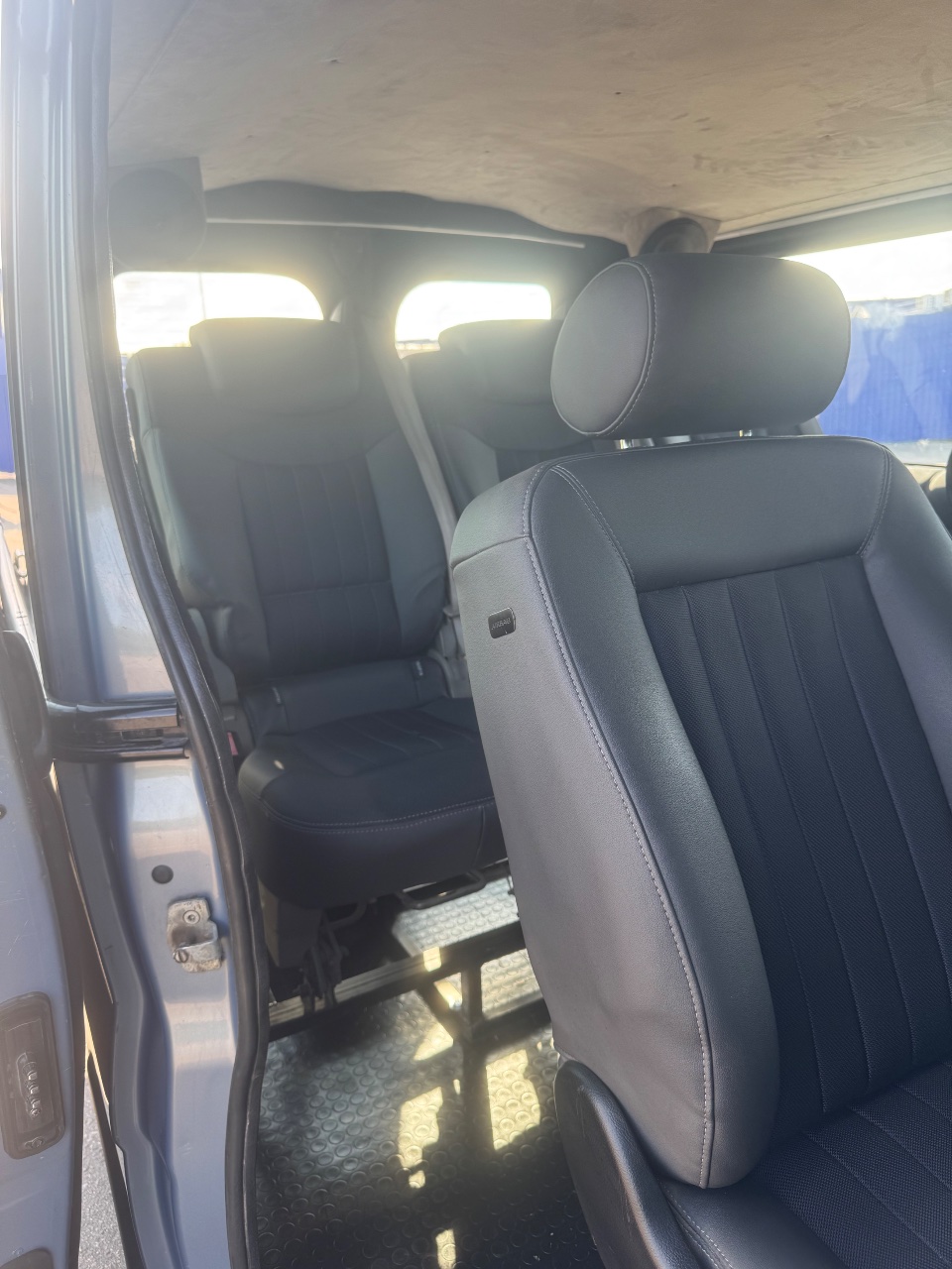 Opel Vivaro - фото 17