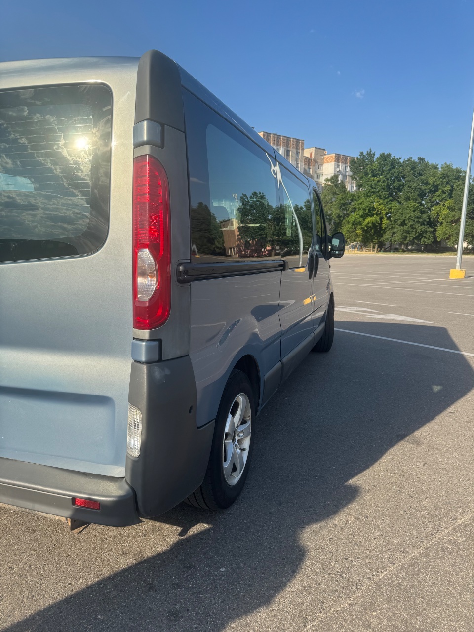 Opel Vivaro - фото 7