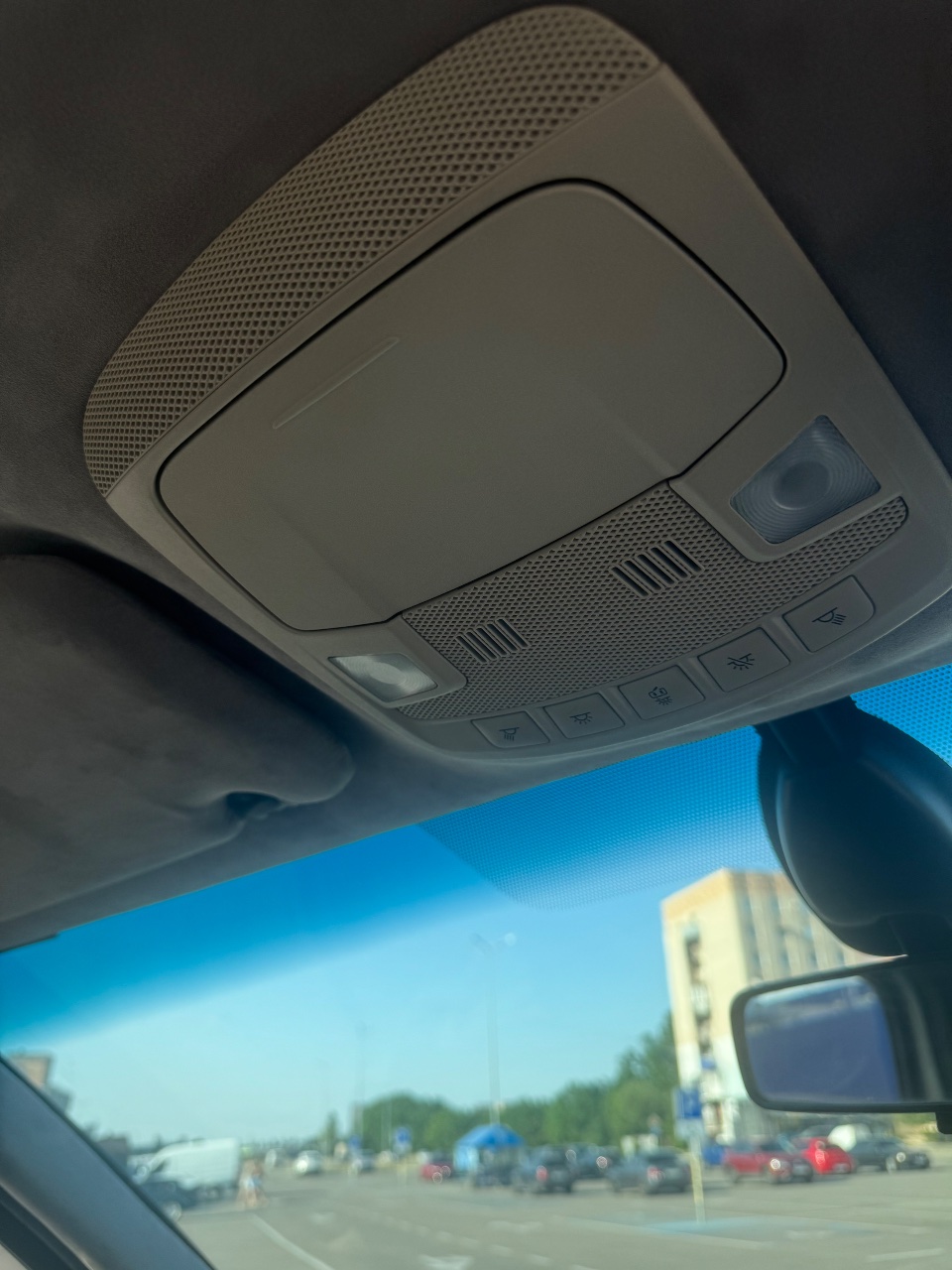 Opel Vivaro - фото 9