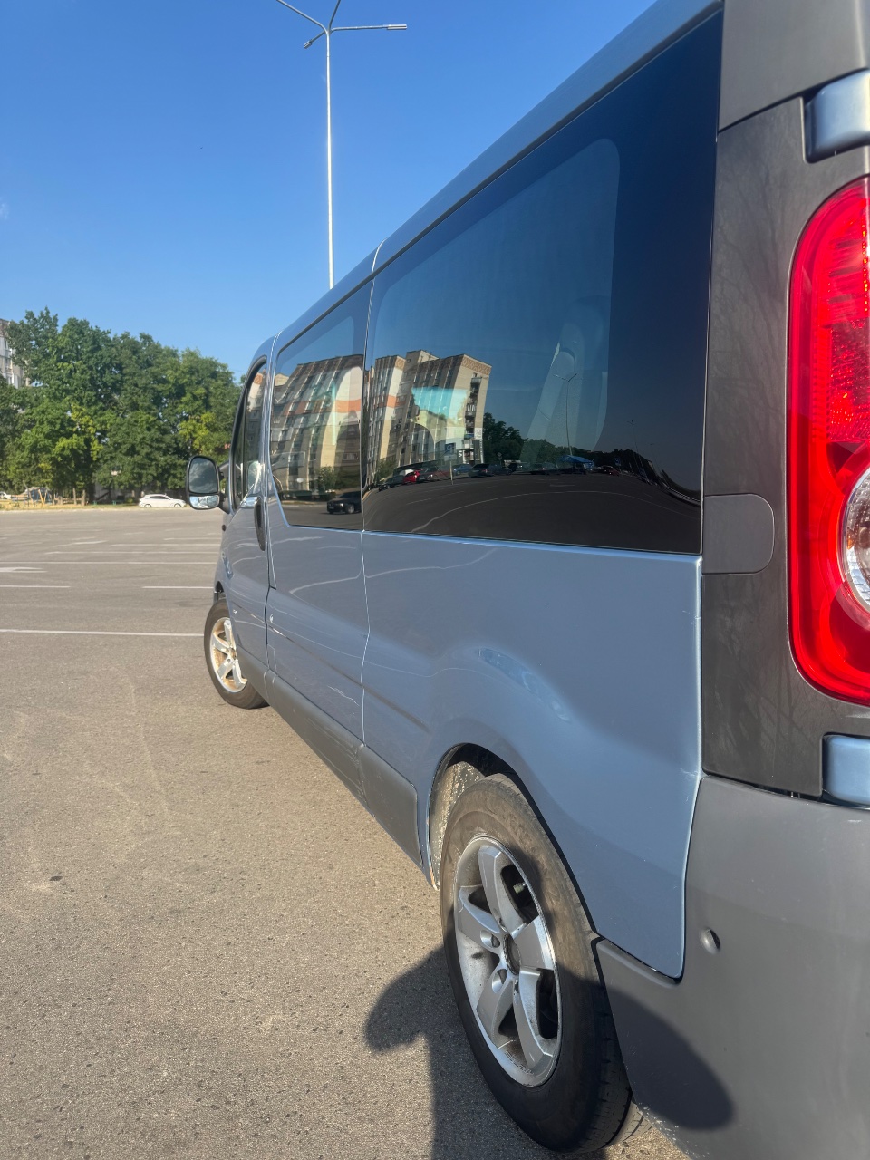 Opel Vivaro - фото 6