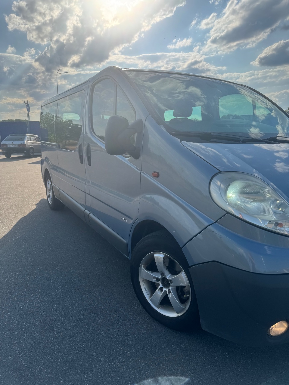 Opel Vivaro - фото 5