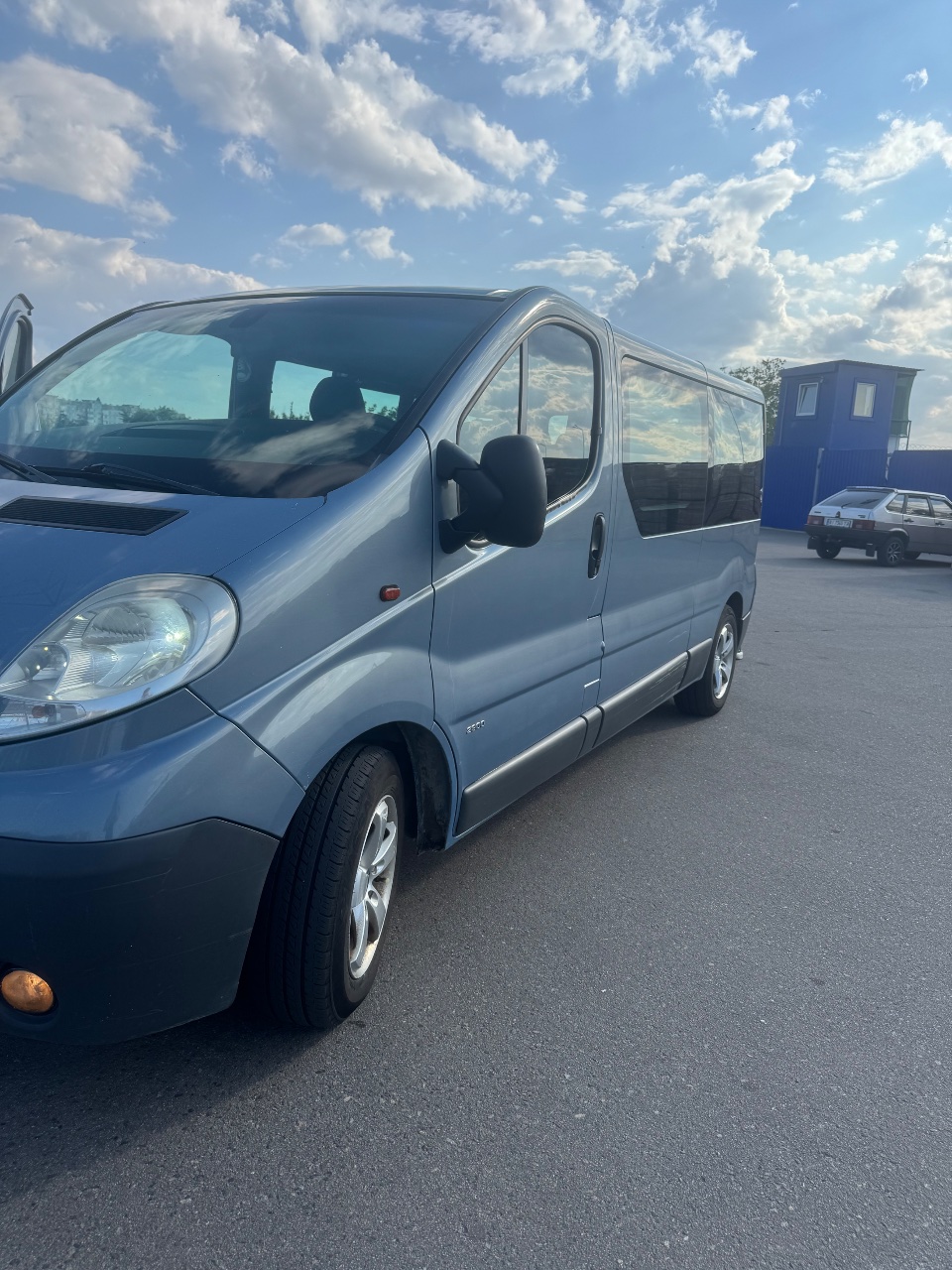 Opel Vivaro - фото 1