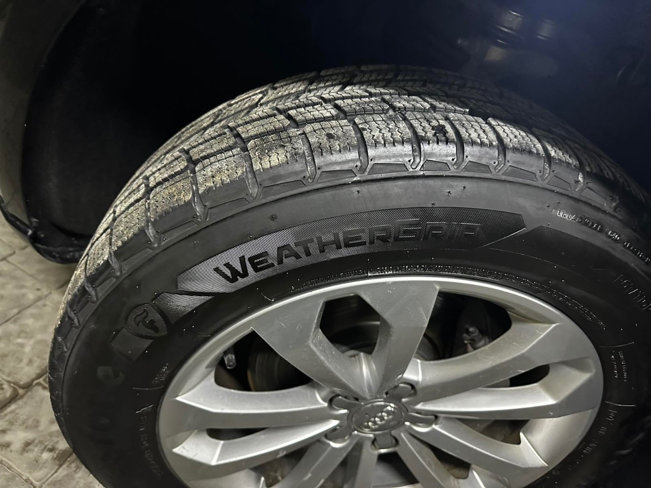 Audi Q5 - фото 2