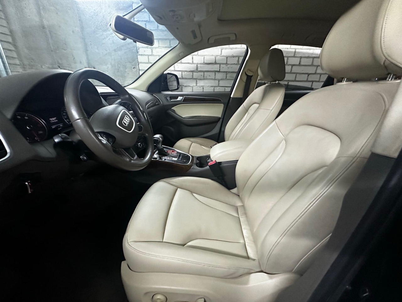 Audi Q5 - фото 17