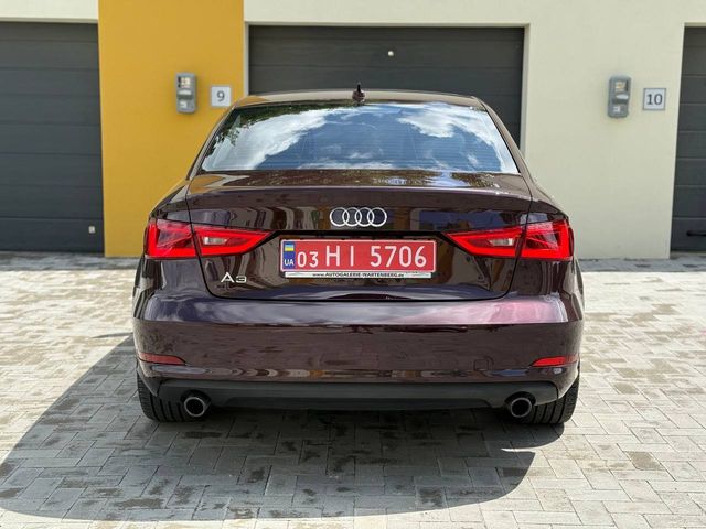 Audi A3 - фото 1