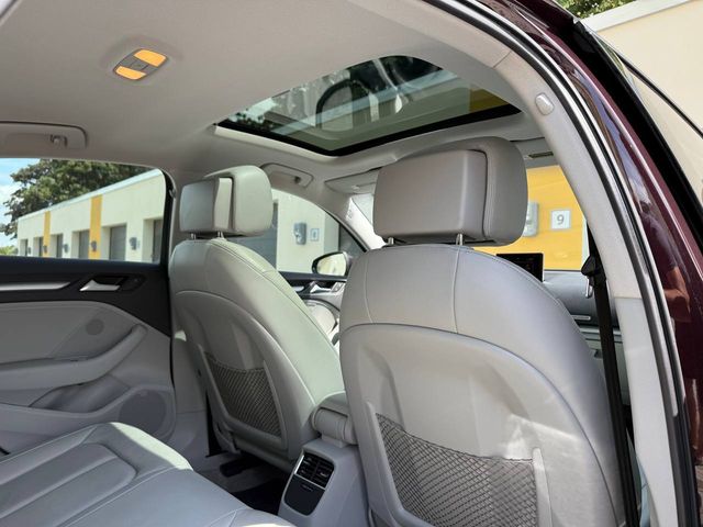 Audi A3 - фото 5