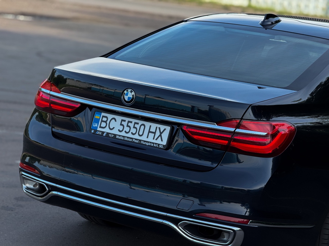 BMW 7 серії - фото 10