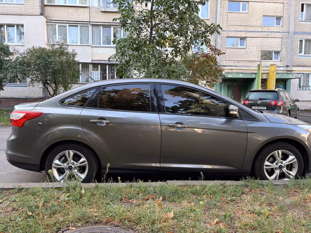 Ford Focus - зображення 2