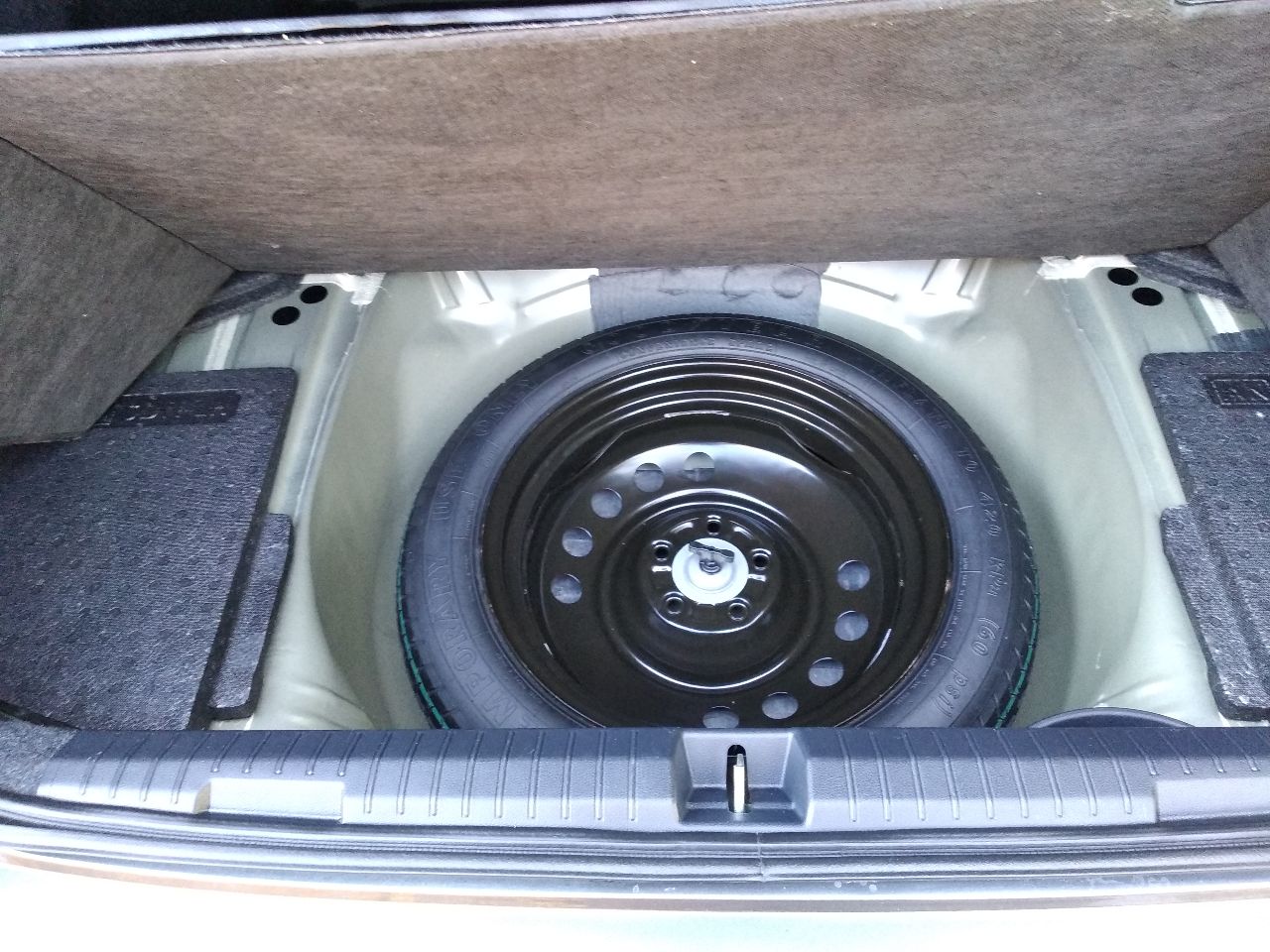 Subaru Legacy - фото 13