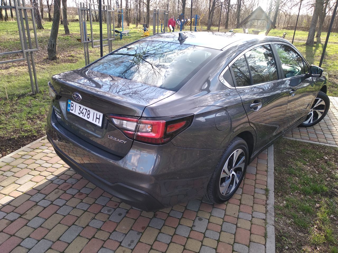 Subaru Legacy - фото 8