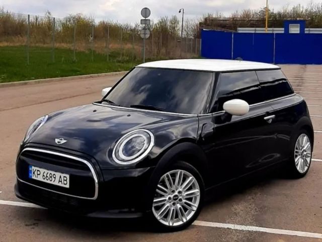 Mini Hatch - зображення 1