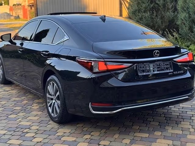 Lexus ES - зображення 4