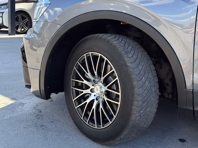 Volkswagen Tiguan 2021, Рівне, $18 900 - зображення 5