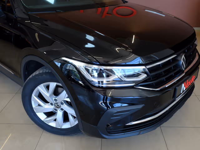 Volkswagen Tiguan 2021, Одеса, $29 900 - зображення 3