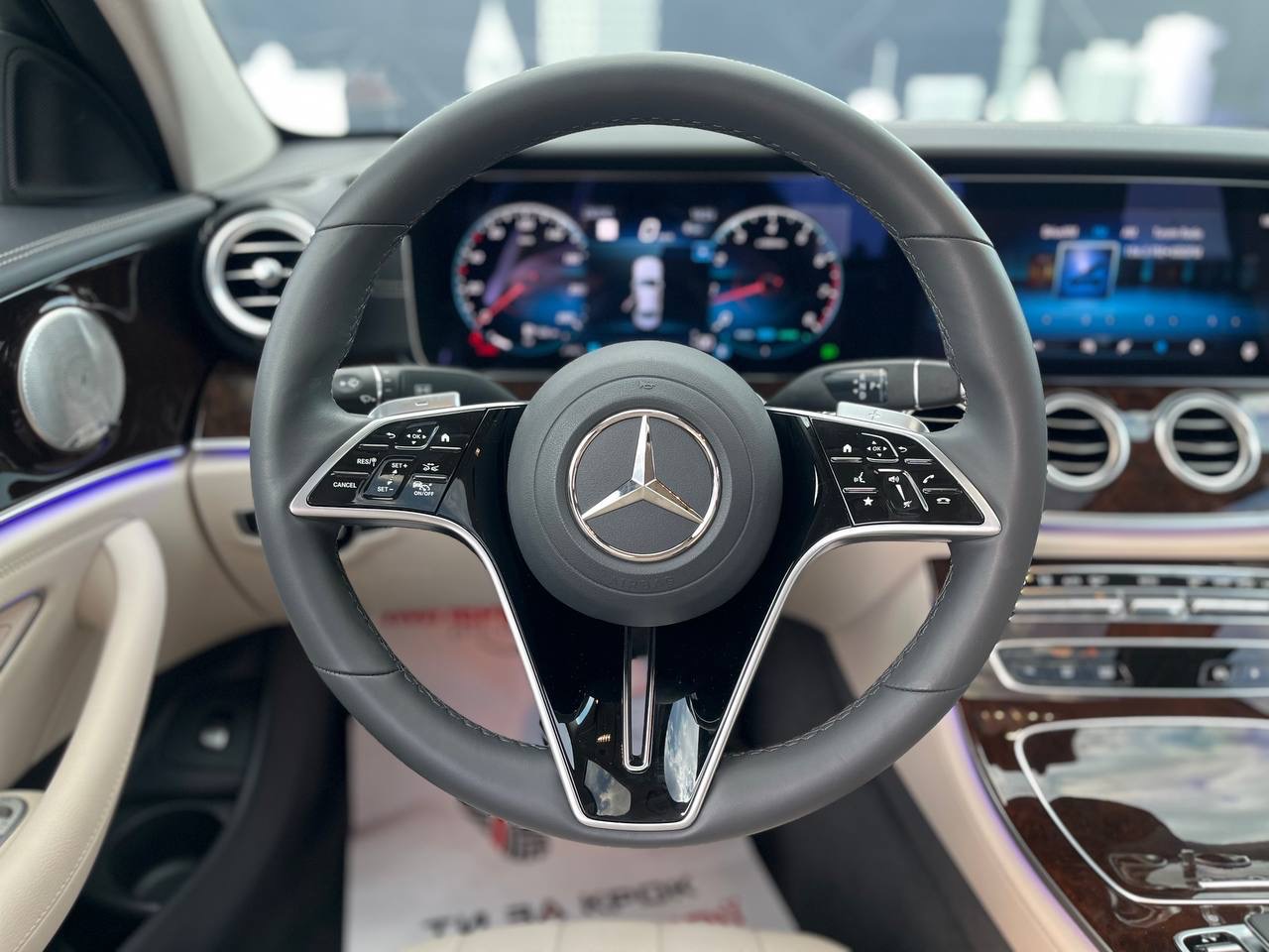 Mercedes-Benz E-Класс - зображення 4