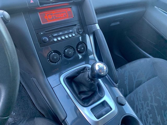 Peugeot 3008 - фото 1