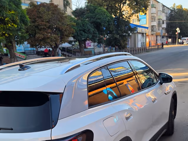 Volkswagen ID.6 2023, Лозова, $29 900 - зображення 4