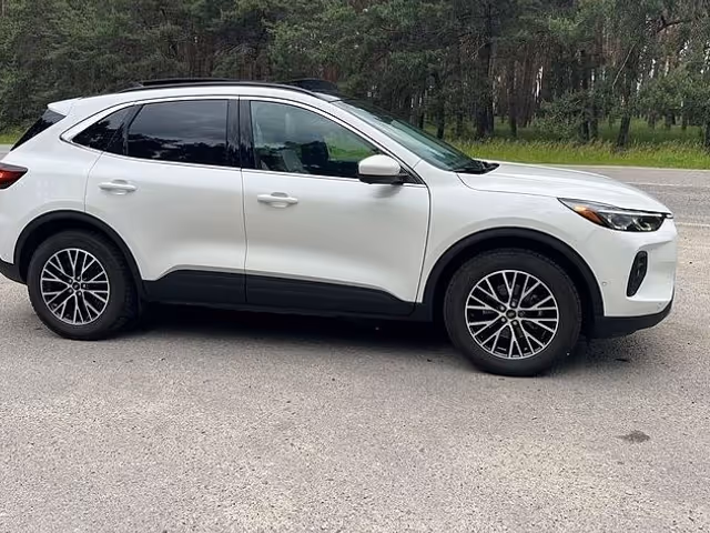 Ford Escape 2023, Одеса, $18 000 - зображення 3
