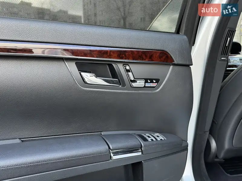 Mercedes-Benz S-Класс AMG - фото 26