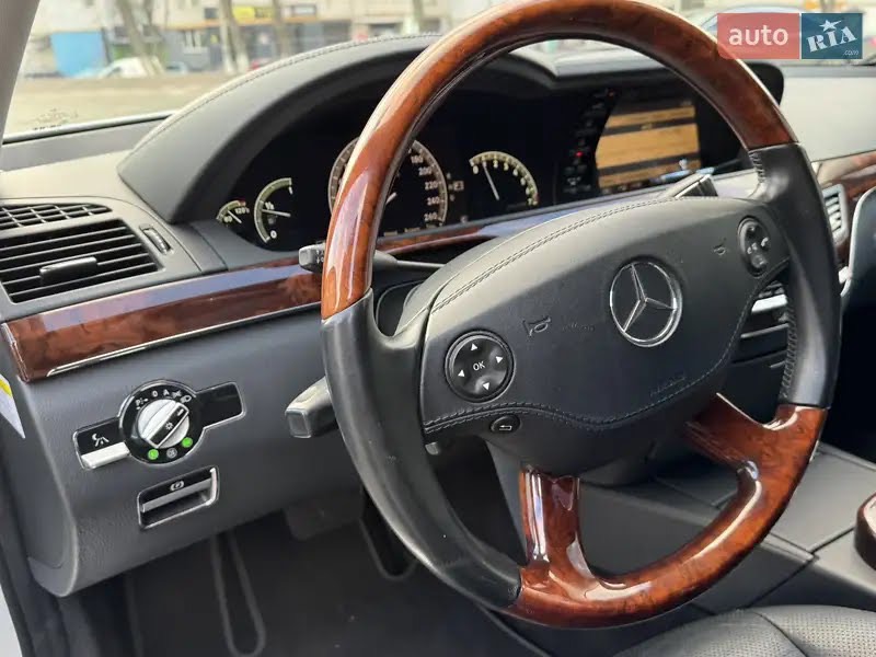 Mercedes-Benz S-Класс AMG - фото 15