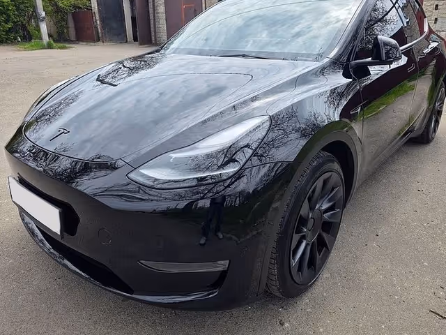 Tesla Model Y 2023, Одеса, $19 000 - зображення 1