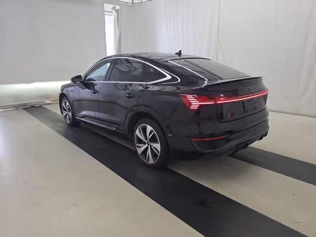 Audi Q8 e-tron 2024, Одеса, $45 000 - зображення 4