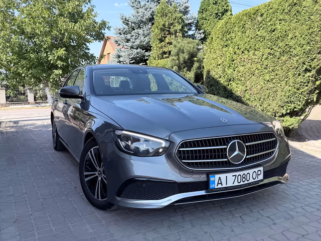 Mercedes-Benz E-Класс - зображення 1