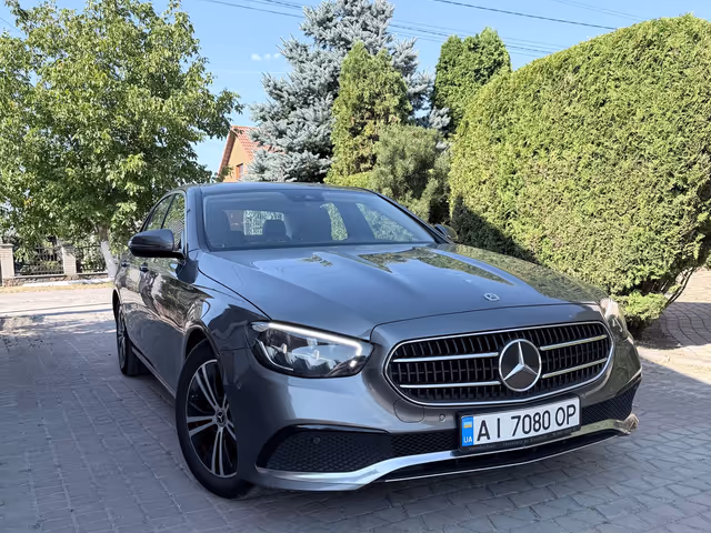 Mercedes-Benz E-Класс - зображення 2