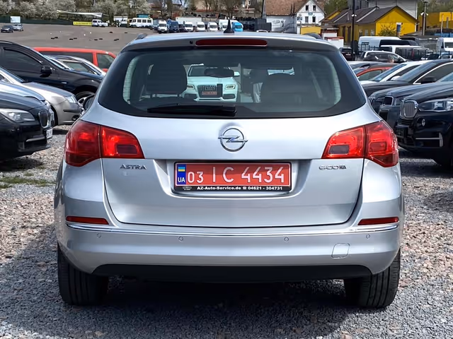 Opel Astra 2015, Рівне, $7 500 - зображення 4