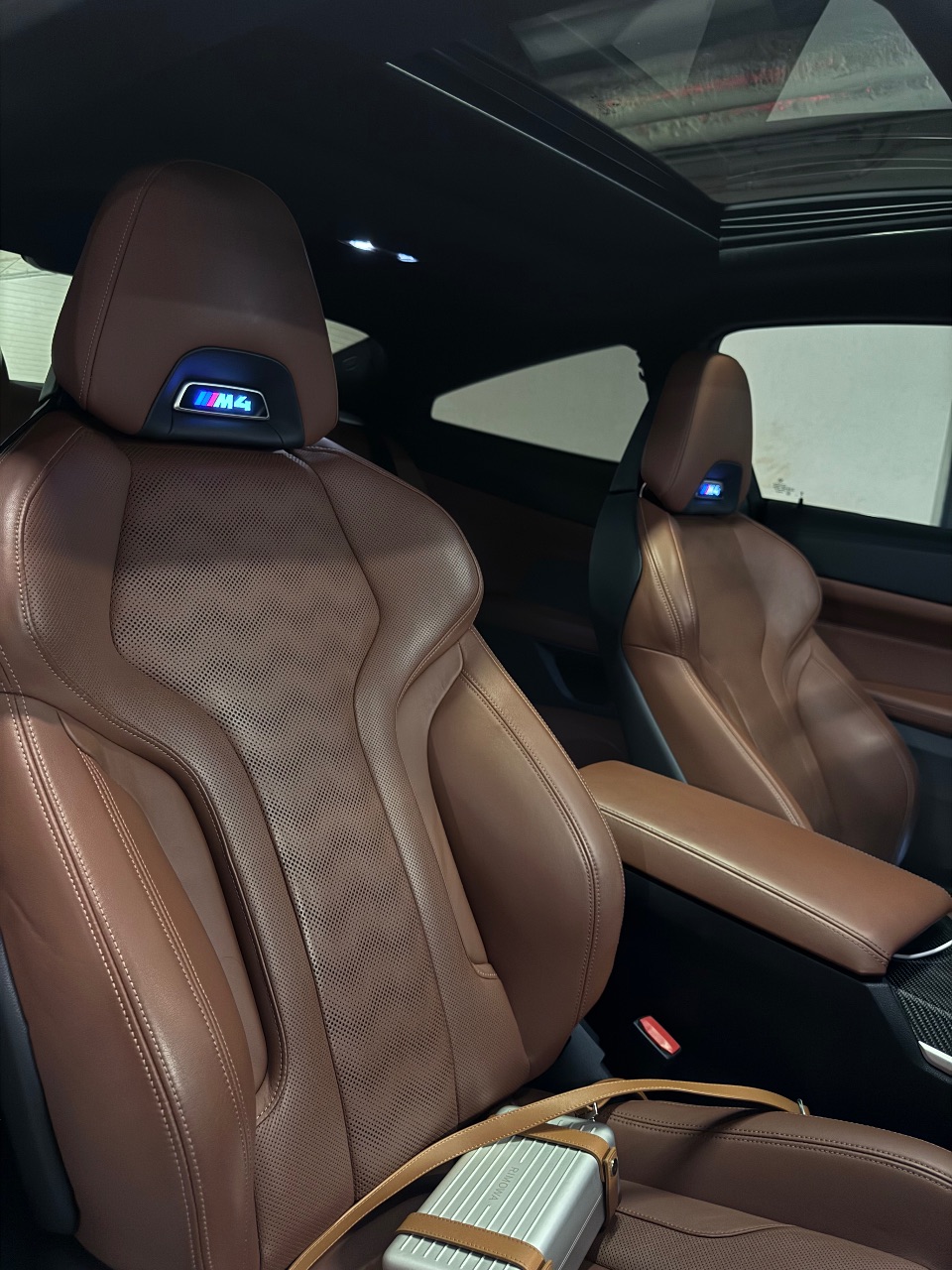 BMW M4 - фото 12