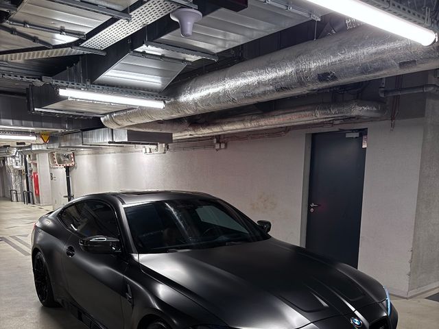 BMW M4 - фото 3