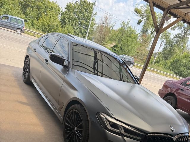 BMW 5 серії - фото 2