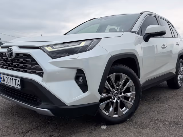 Toyota RAV4 - зображення 4