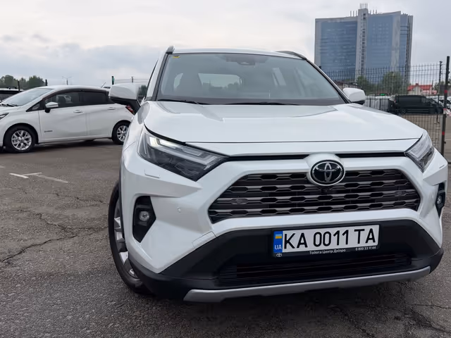 Toyota RAV4 - зображення 3