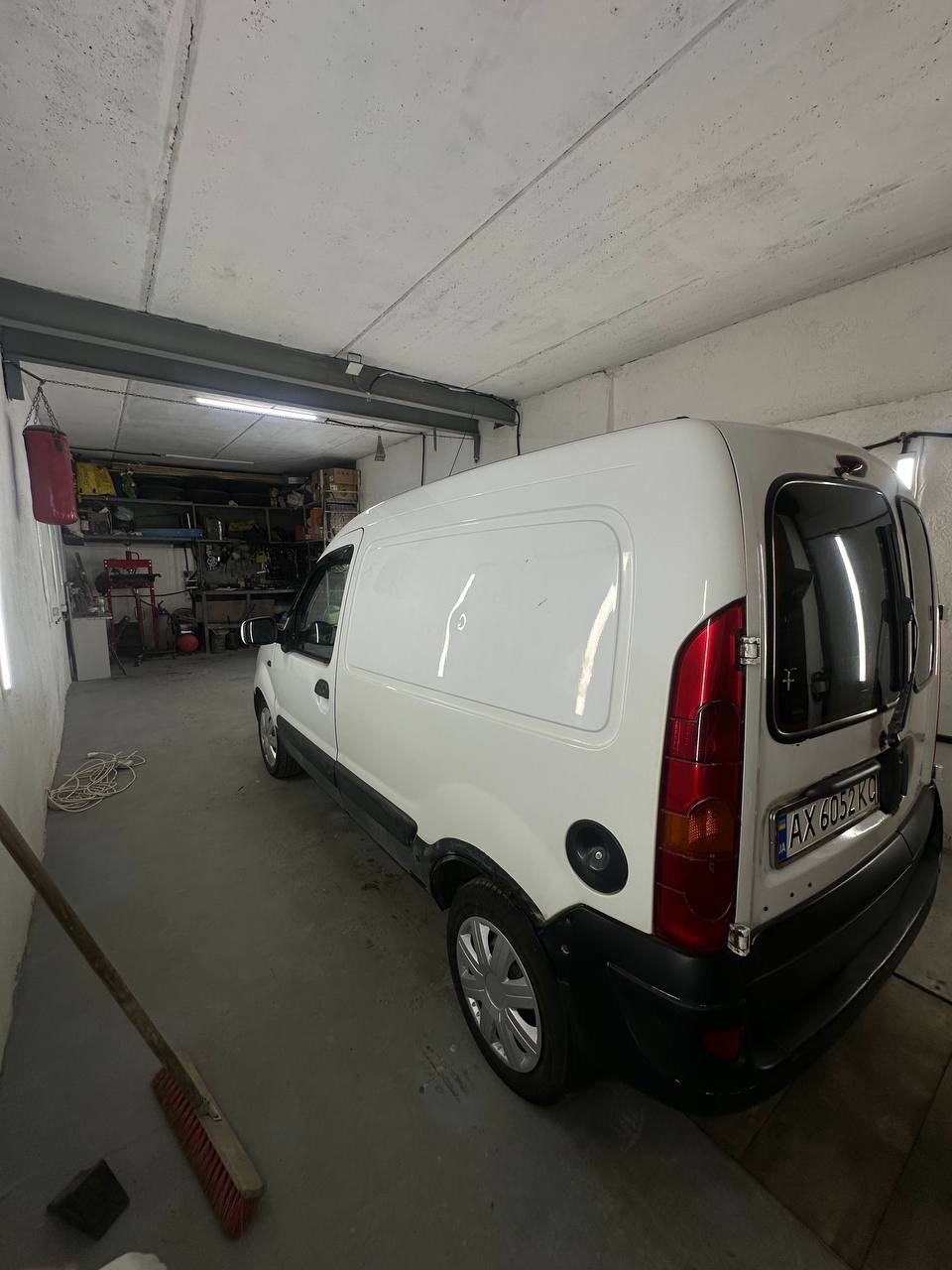 Renault Kangoo - фото 8