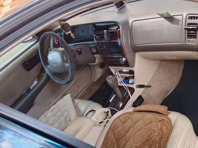 Toyota Avalon - зображення 3