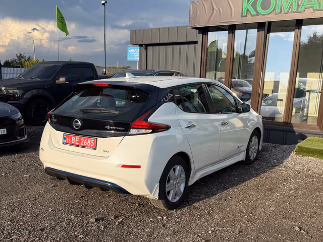 Nissan Leaf - зображення 5