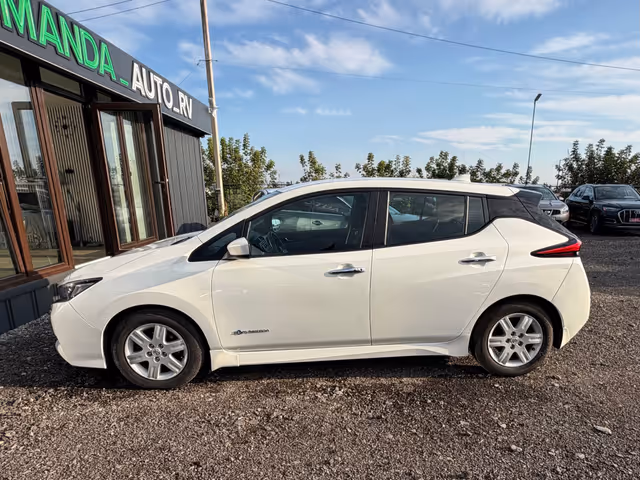 Nissan Leaf - зображення 2