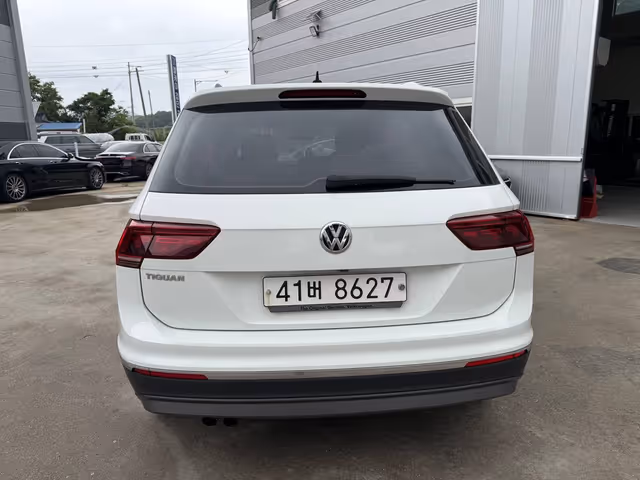 Volkswagen Tiguan 2018, Солонка, $16 500 - зображення 3