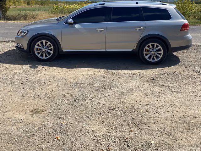 Volkswagen Passat 2012, Виноградів, $12 299 - зображення 3