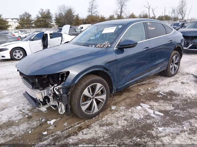 Audi Q8 Sportback e-tron 2024, Львів, $37 900 - зображення 1