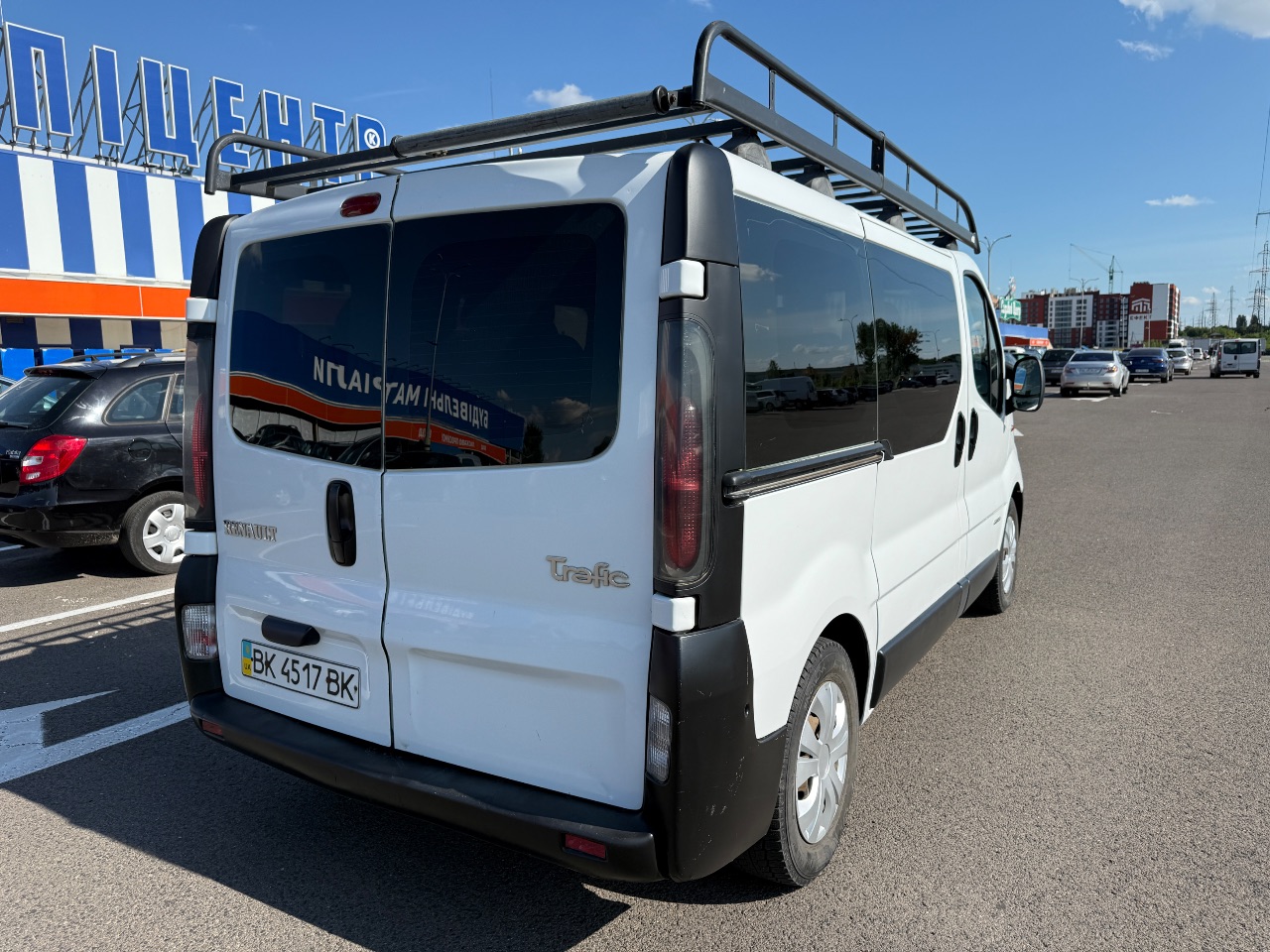 Renault Trafic - фото 11