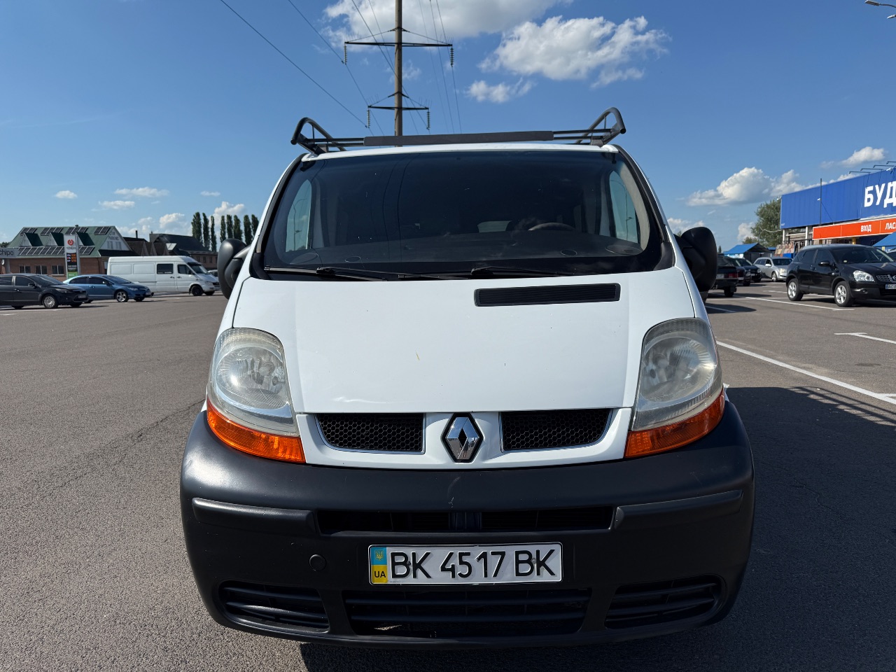 Renault Trafic - фото 12