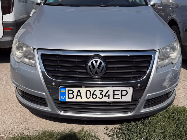 Volkswagen Passat 2010, Кропивницький, $4 900 - зображення 1