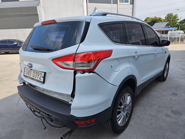 Ford Kuga 2016, Солонка, $11 000 - зображення 2