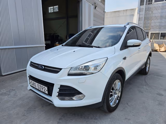 Ford Kuga 2016, Солонка, $11 000 - зображення 1