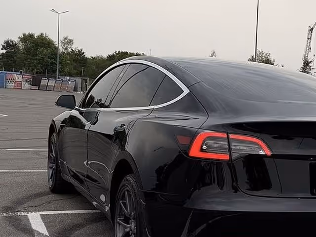Tesla Model 3 2019, Одеса, $11 000 - зображення 4