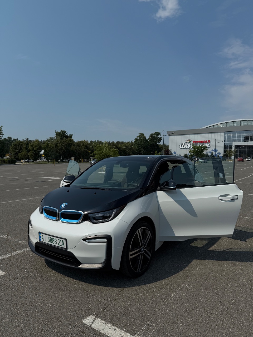BMW i3 - фото 2