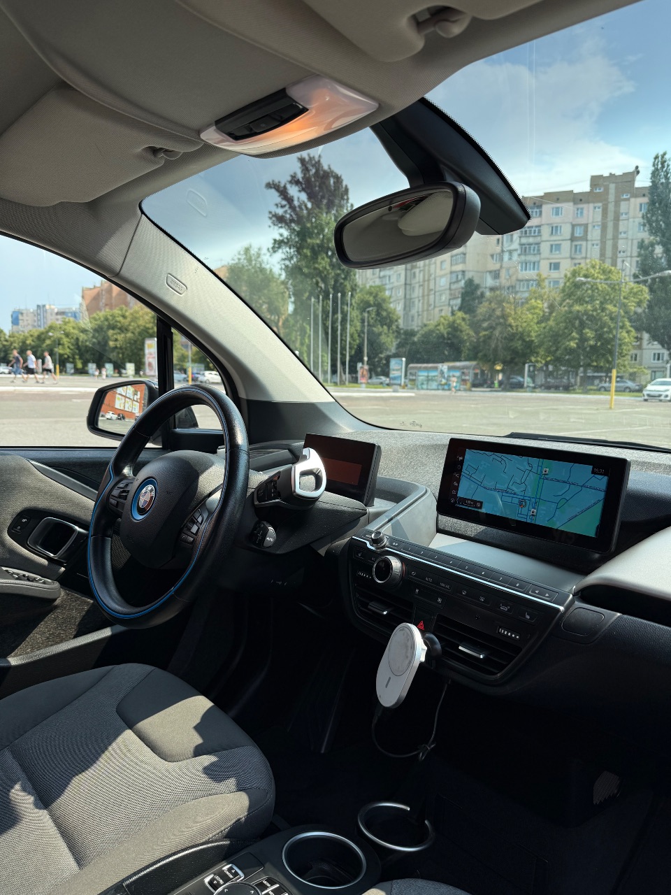 BMW i3 - фото 17